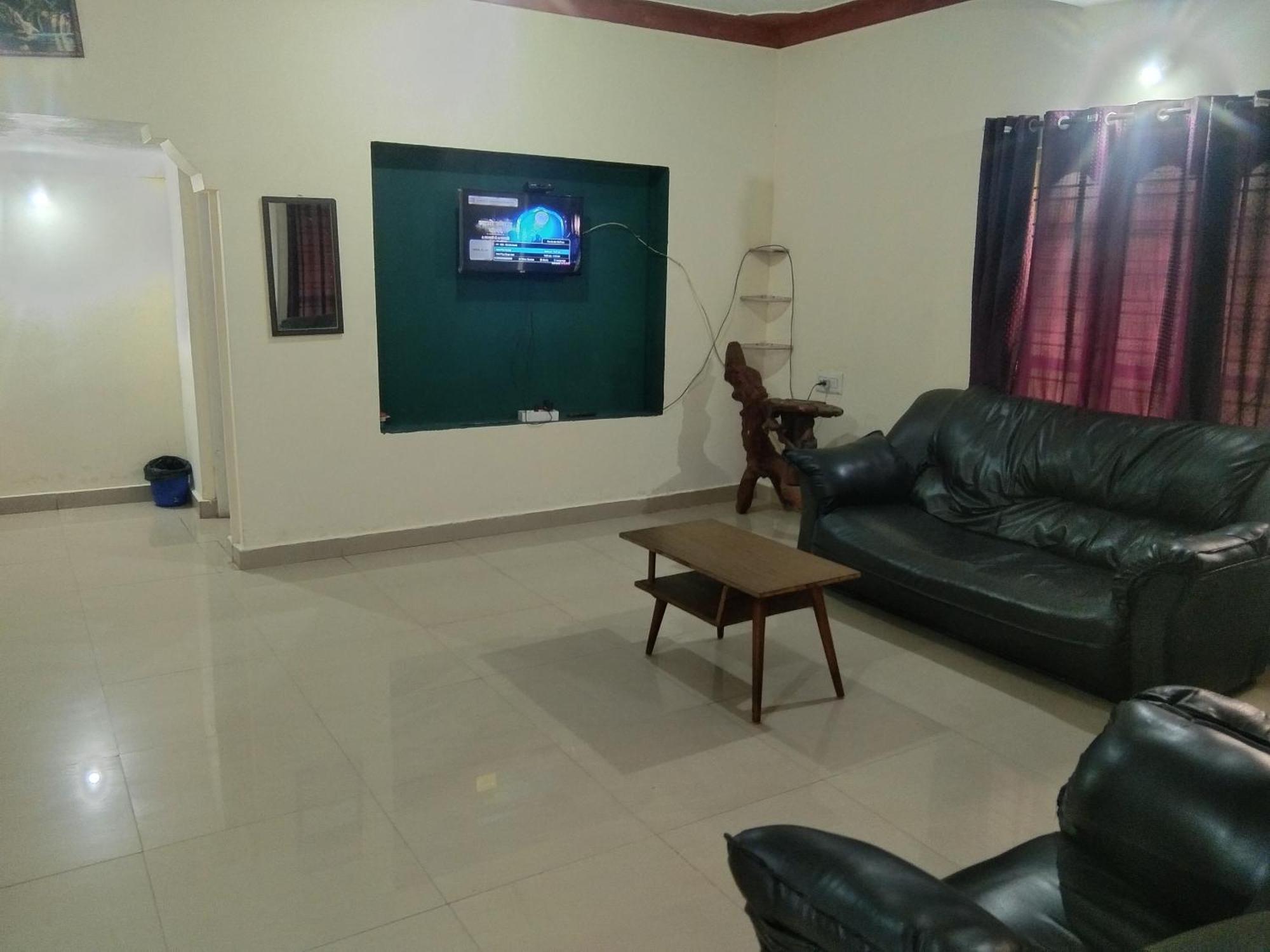 Samz Estate Stay 2Bhk Мадикери Экстерьер фото